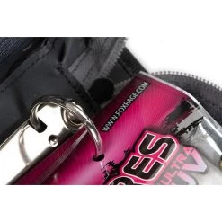 TROUSSE À ACCESSOIRES FOX RAGE VOYAGER CAMO SOFT BAIT BINDER -Carpe Fox Magasin trousse a accessoires fox rage voyager camo soft bait binder z 2324 232449 3